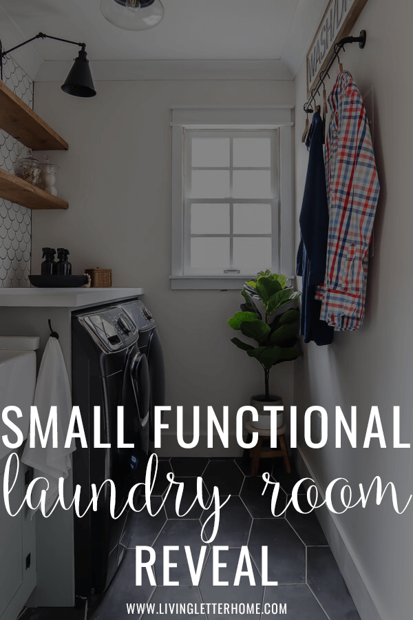 Small and functional gorgeous laundry room makeover. You have to see this before! #laundryroommakeover #Laundryroomdecor