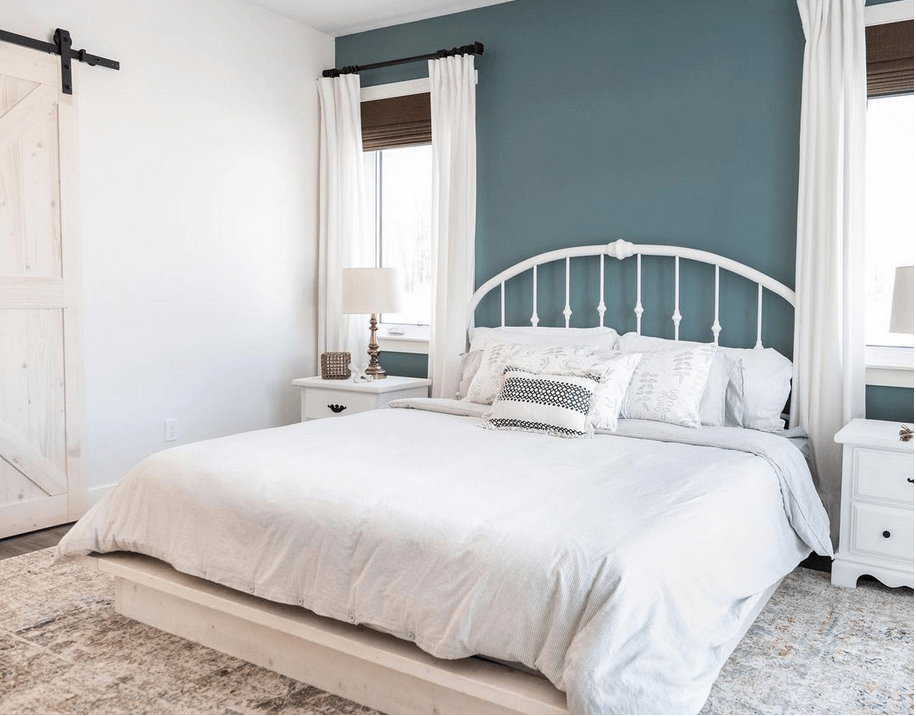 bedroom accent wall painted benjamin moore aegean teal